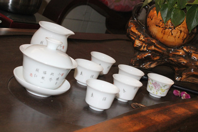 德化廠家直銷陶瓷茶具 8頭金牡丹花色套組低價優(yōu)惠